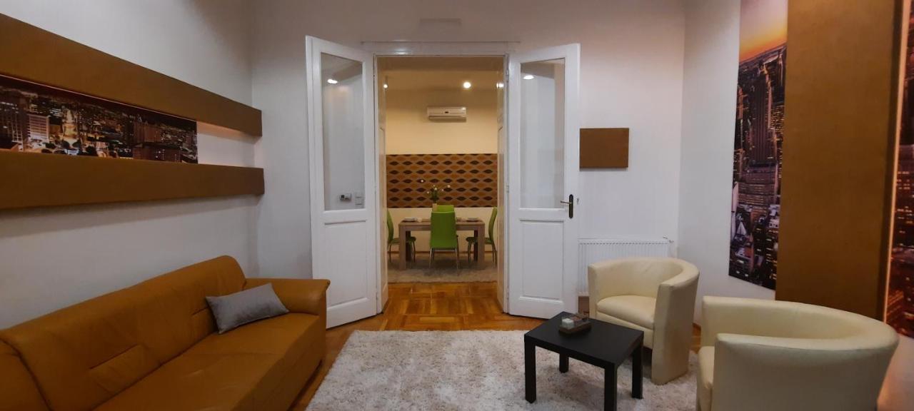 City Life Apartment Debrecen Eksteriør billede