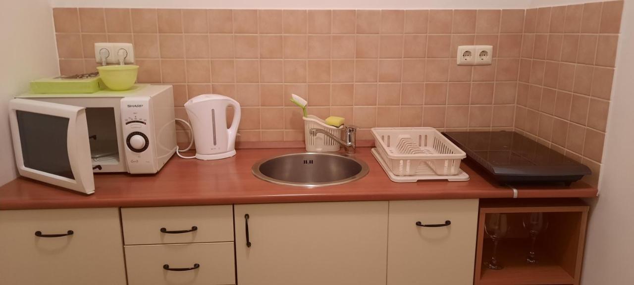 City Life Apartment Debrecen Eksteriør billede
