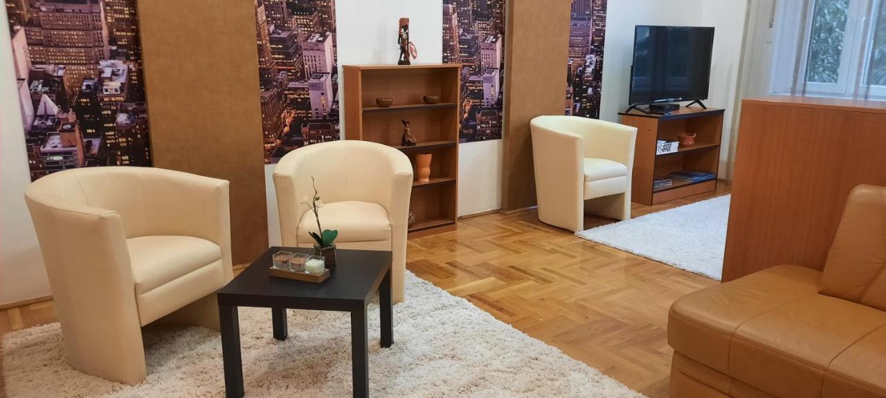 City Life Apartment Debrecen Eksteriør billede