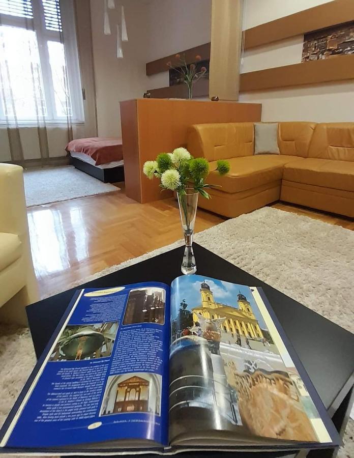 City Life Apartment Debrecen Eksteriør billede
