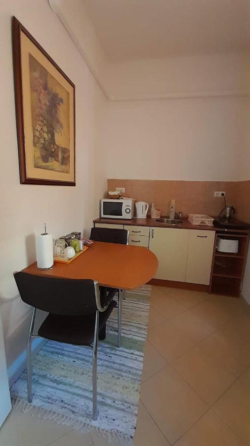 City Life Apartment Debrecen Eksteriør billede